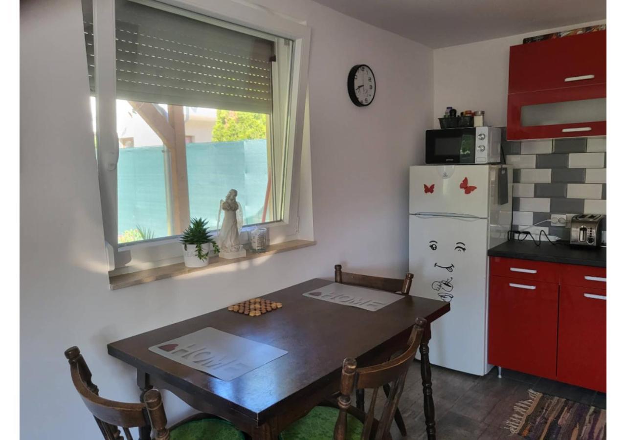 Forras Vendeghaz Daire Tata Dış mekan fotoğraf